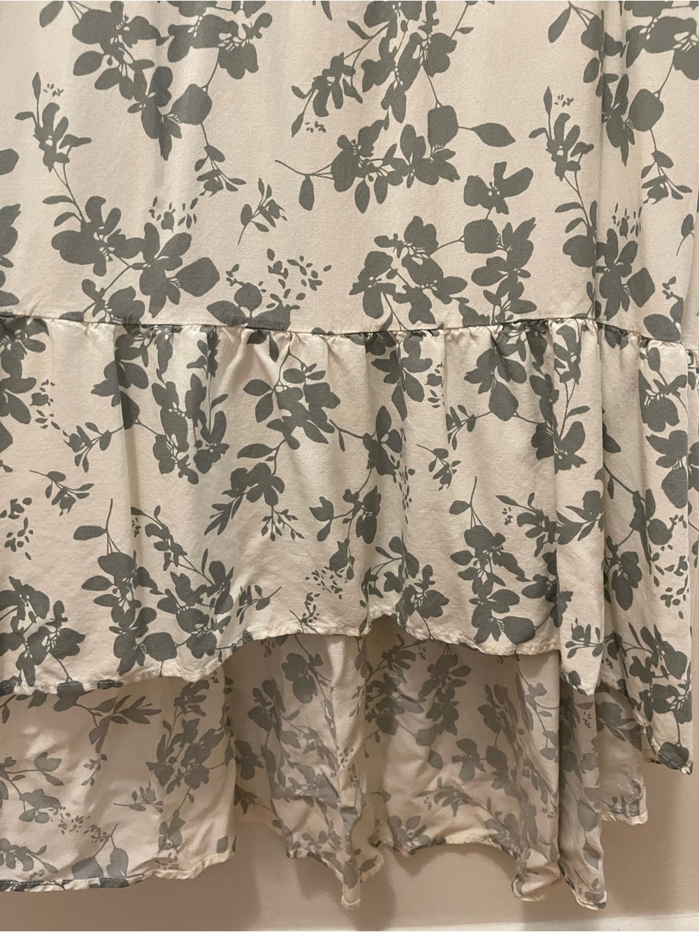 Streetwear Society Ivory Maxi Dress with Sage Floral Print - Picture 7 of 12